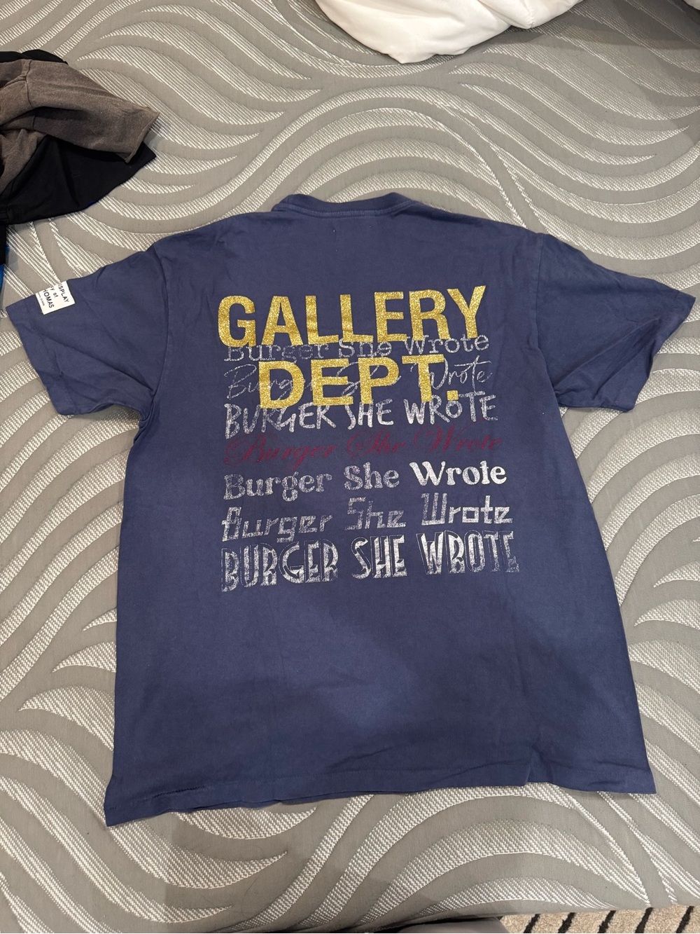 Gallery Dept Navy Graphic Tee with Gold Back Logo